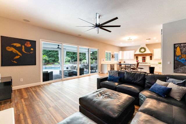 9251 Courtney Way, Roseville, CA 95747