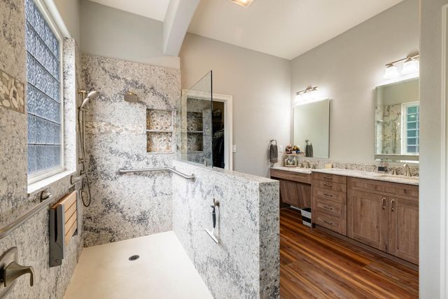 9251 Courtney Way, Roseville, CA 95747