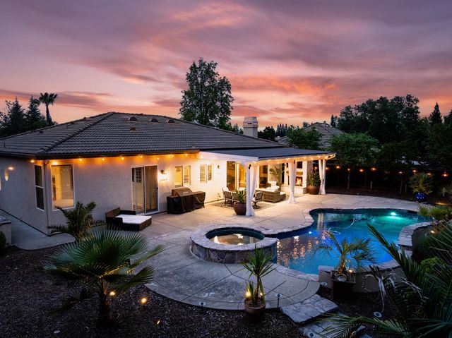 9251 Courtney Way, Roseville, CA 95747