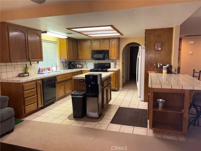 27424 Cloverleaf Drive, Helendale, CA 92342