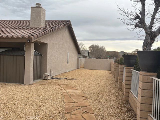 27424 Cloverleaf Drive, Helendale, CA 92342