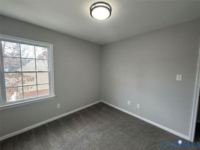 5206 White Pickett Ln, North Chesterfield, VA 23237