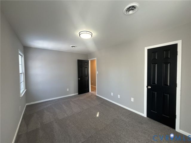 5206 White Pickett Ln, North Chesterfield, VA 23237