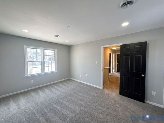 5206 White Pickett Ln, North Chesterfield, VA 23237