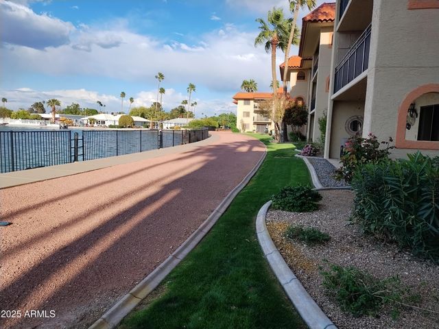 10330 W THUNDERBIRD Boulevard C228, Sun City, AZ 85351