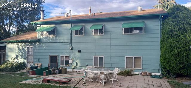 1528 Maxwell Street, Colorado Springs, CO 80906