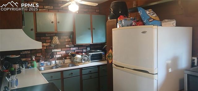 1528 Maxwell Street, Colorado Springs, CO 80906