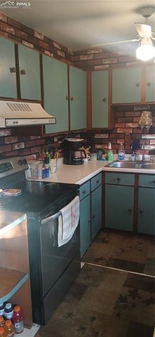 1528 Maxwell Street, Colorado Springs, CO 80906