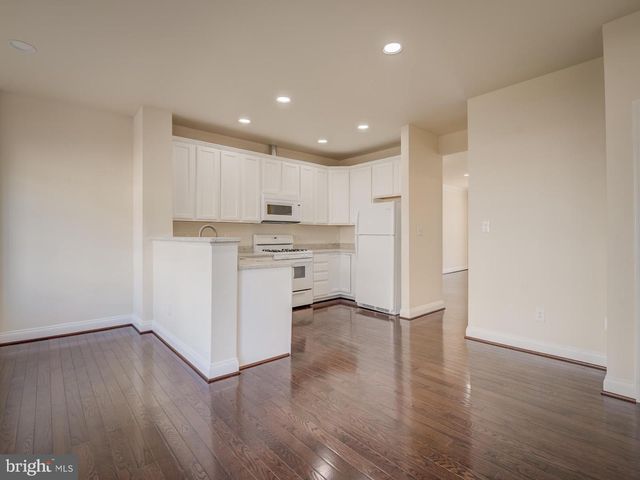 13510 TURQUOISE LN, Herndon, VA 20170