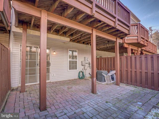 13510 TURQUOISE LN, Herndon, VA 20170