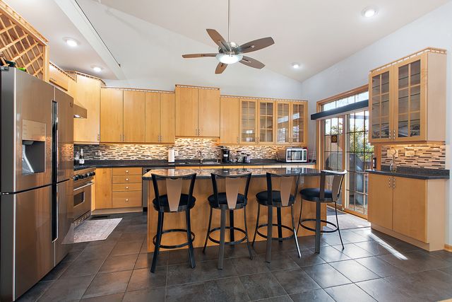 18055 Upland Drive, Tinley Park, IL 60487