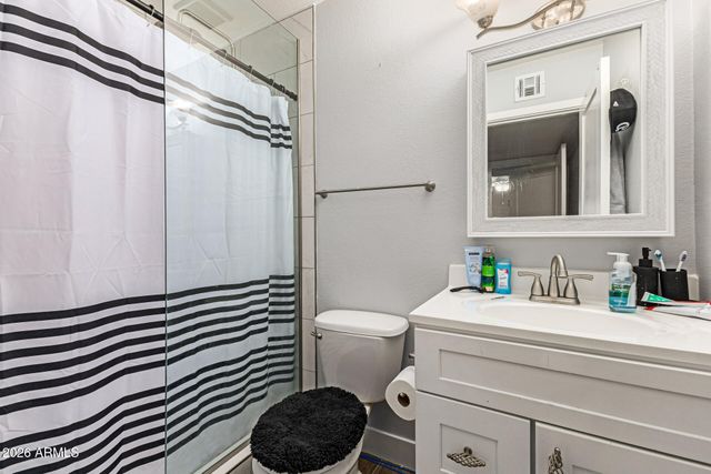 4535 W CONTINENTAL Drive, Glendale, AZ 85308