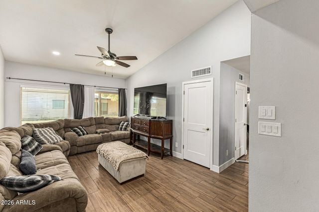 4535 W CONTINENTAL Drive, Glendale, AZ 85308