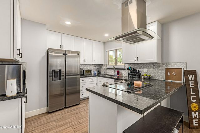 4535 W CONTINENTAL Drive, Glendale, AZ 85308