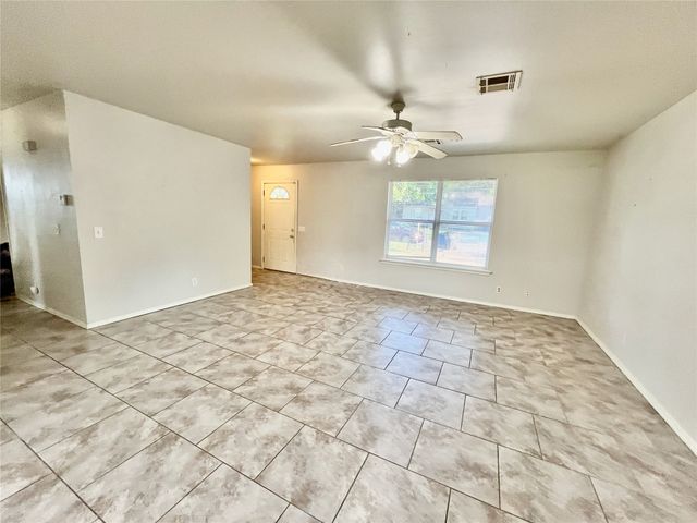 6317 E Reading Street, Tulsa, OK 74115