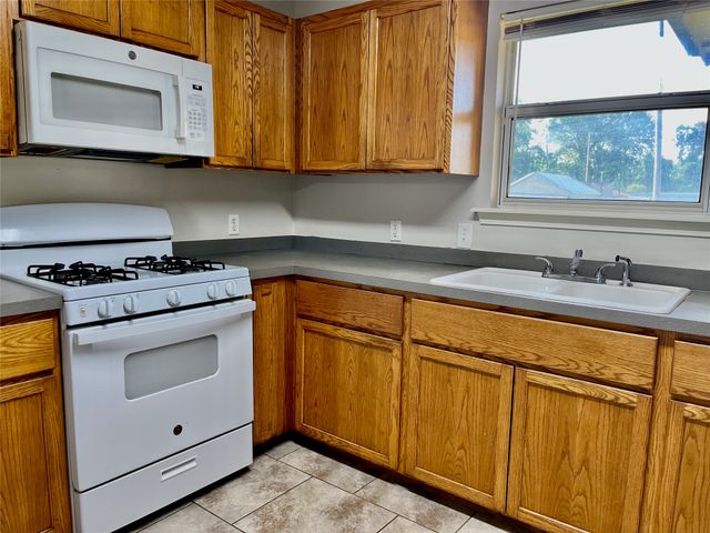 6317 E Reading Street, Tulsa, OK 74115