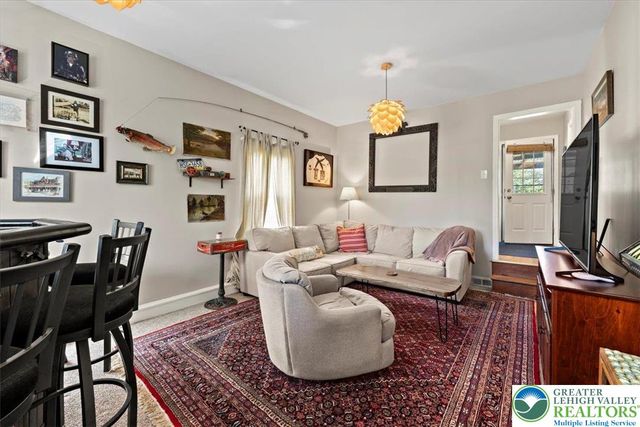 1501 Bushkill Street, Wilson Boro, PA 18042