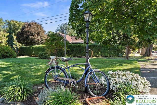 1501 Bushkill Street, Wilson Boro, PA 18042