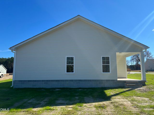 105 Sagewood Drive, Dudley, NC 28333