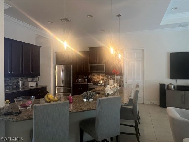 6853 Il Regalo CIR, Naples, FL 34109