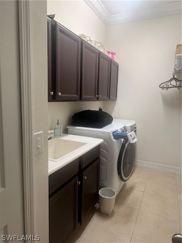 6853 Il Regalo CIR, Naples, FL 34109