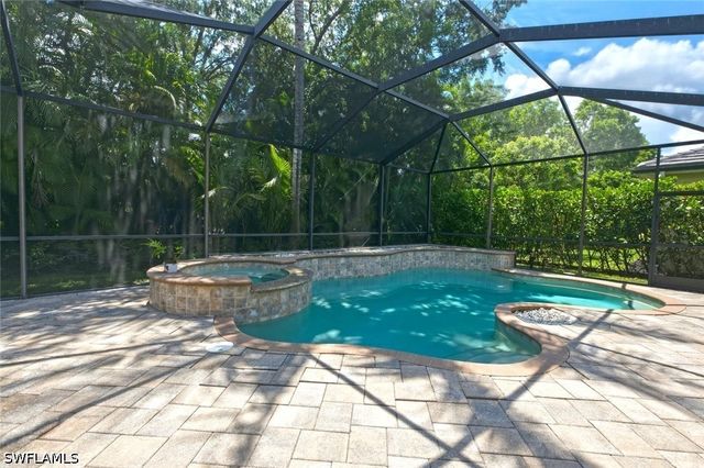 6853 Il Regalo CIR, Naples, FL 34109