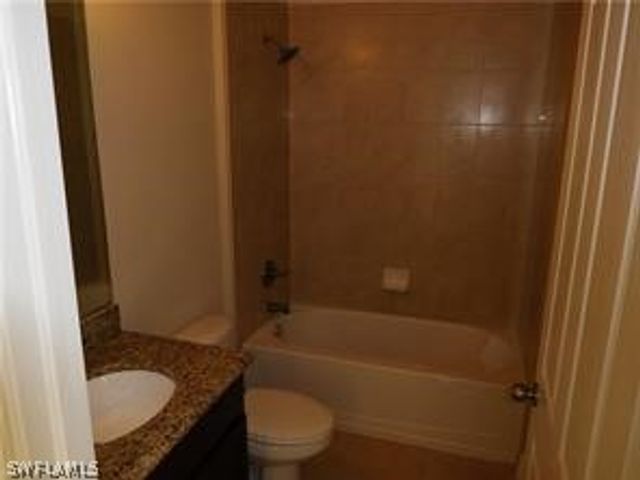 6853 Il Regalo CIR, Naples, FL 34109