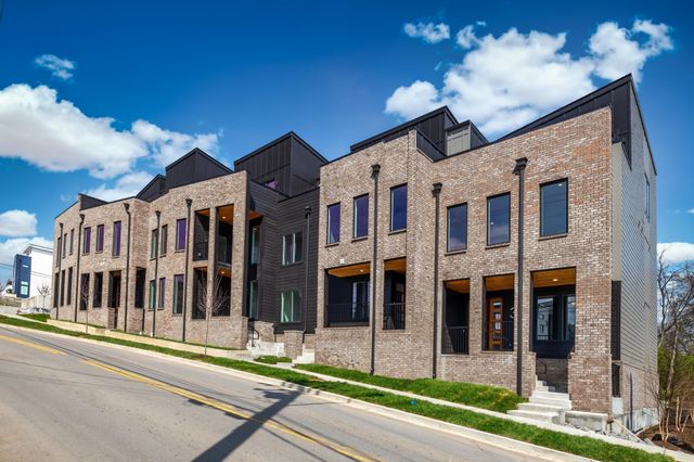 9 Fern Ave, Nashville, TN 37207