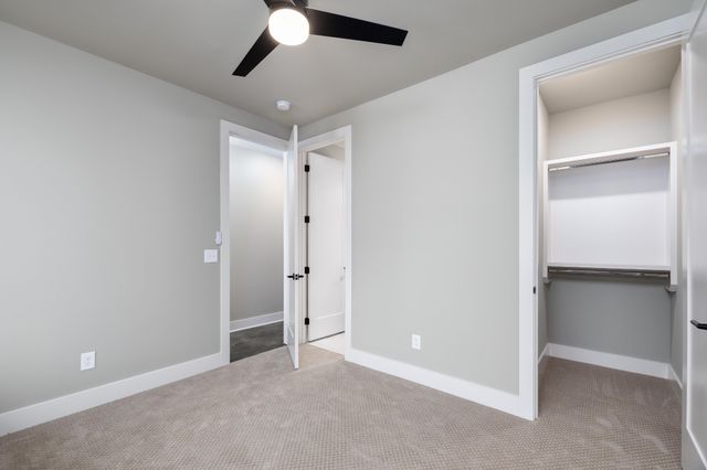 9 Fern Ave, Nashville, TN 37207