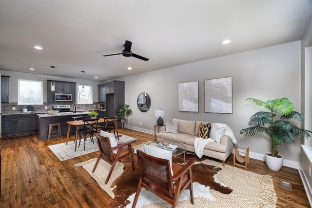 9 Fern Ave, Nashville, TN 37207