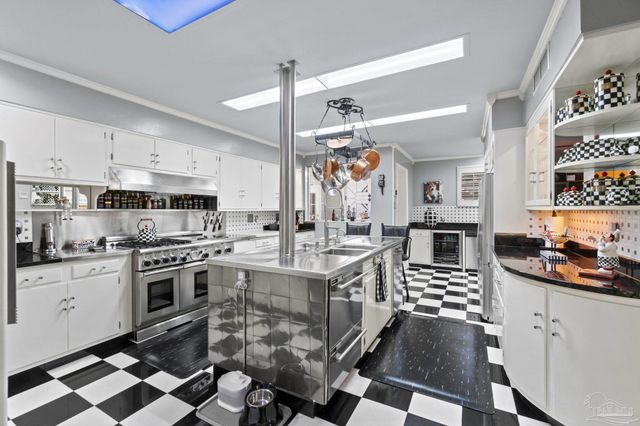 1415 N Barcelona, Pensacola, FL 32501