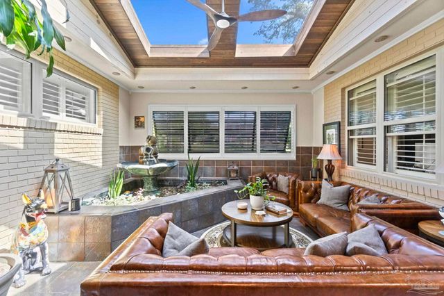 1415 N Barcelona, Pensacola, FL 32501