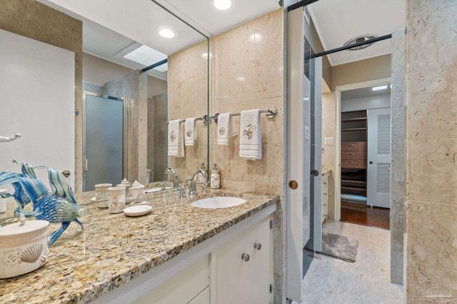 1415 N Barcelona, Pensacola, FL 32501