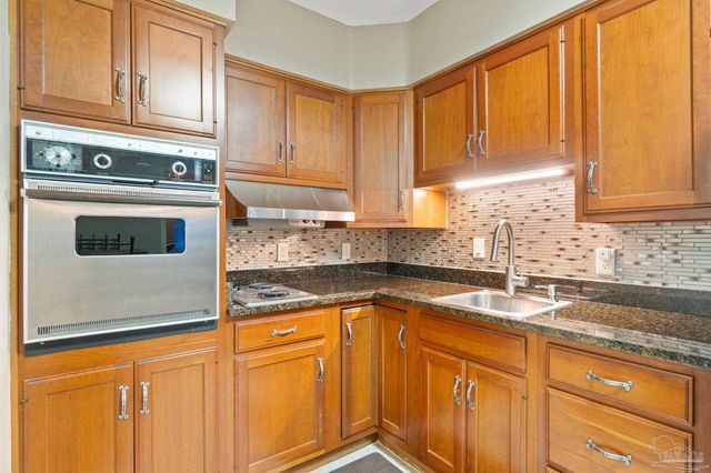 1415 N Barcelona, Pensacola, FL 32501