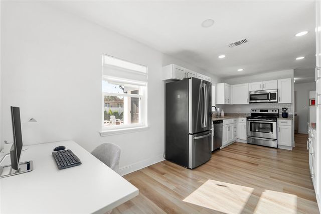 4424 W BAY COURT AVENUE, Tampa, FL 33611