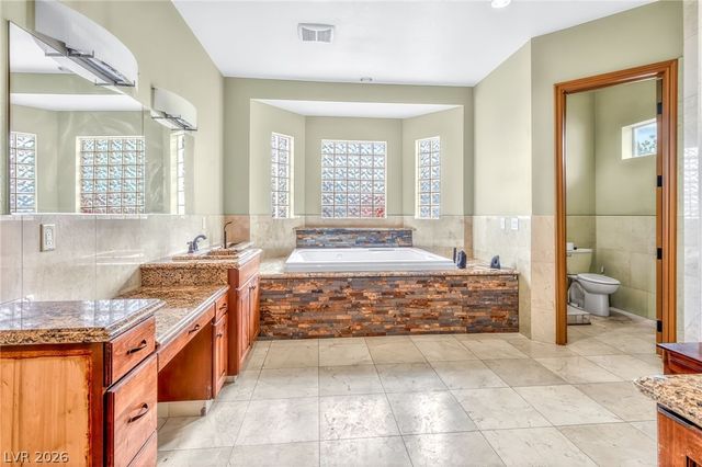 1800 Plantea Court, Las Vegas, NV 89117