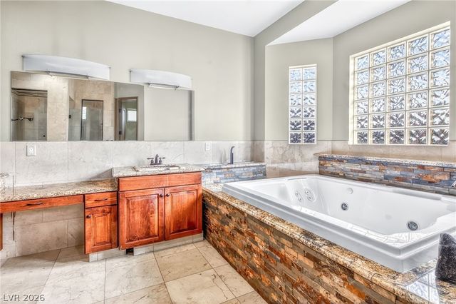 1800 Plantea Court, Las Vegas, NV 89117