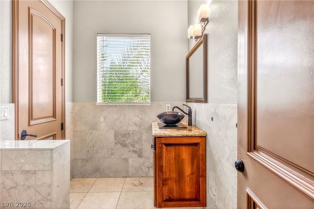 1800 Plantea Court, Las Vegas, NV 89117