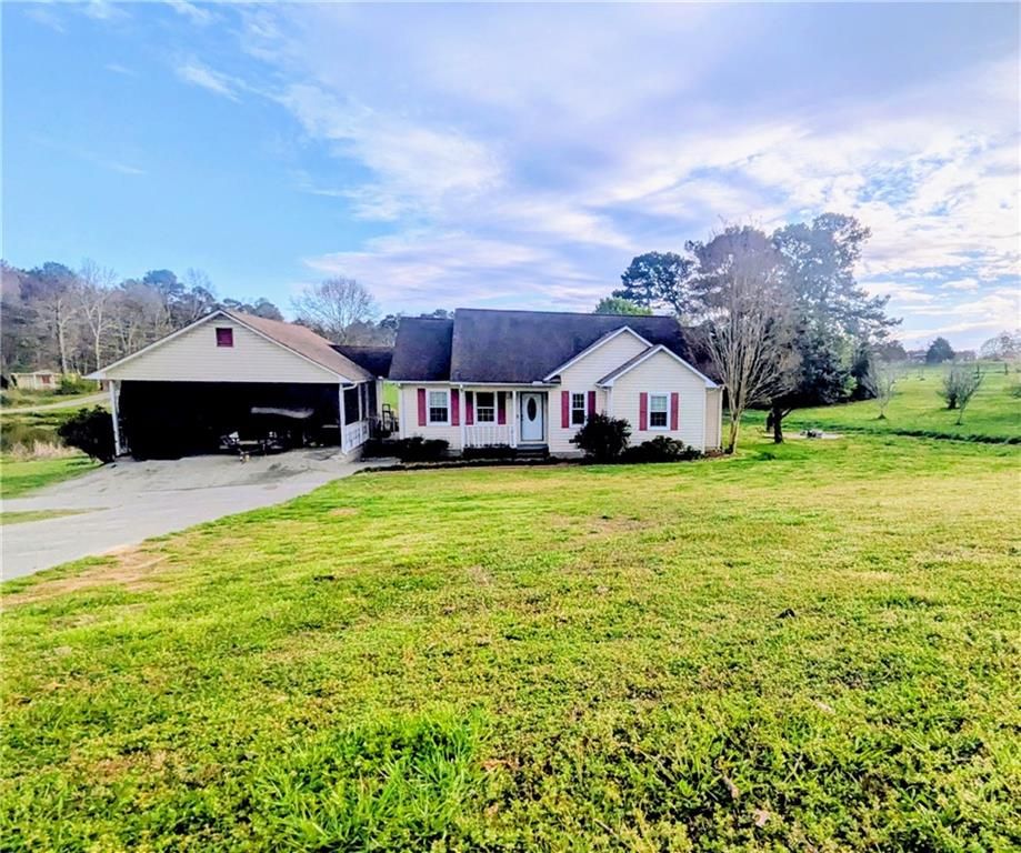 327 Lovebridge Road SE, Calhoun, GA 30701