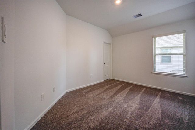 609 Royal Arch Drive, Conroe, TX 77304