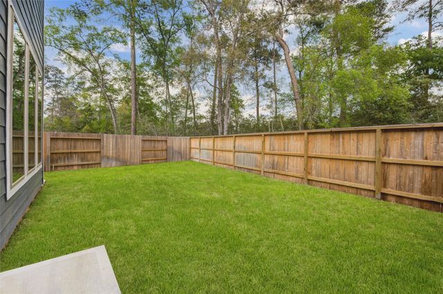 609 Royal Arch Drive, Conroe, TX 77304