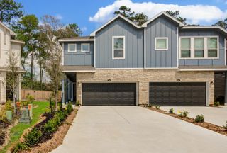 609 Royal Arch Drive, Conroe, TX 77304