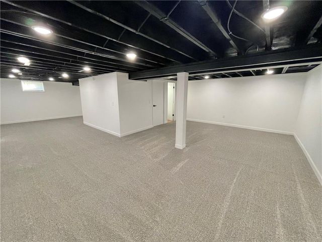 3301 S Vermont Avenue, Independence, MO 64052