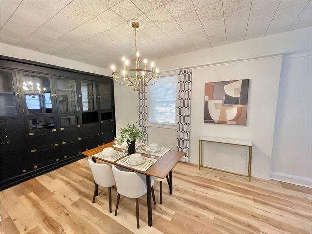 3301 S Vermont Avenue, Independence, MO 64052