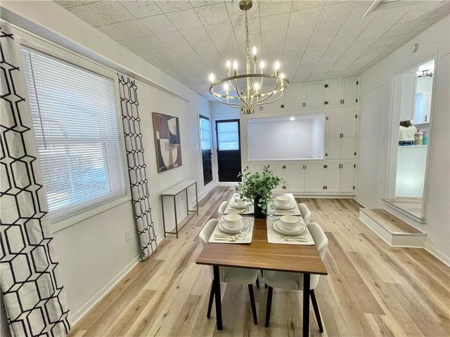 3301 S Vermont Avenue, Independence, MO 64052