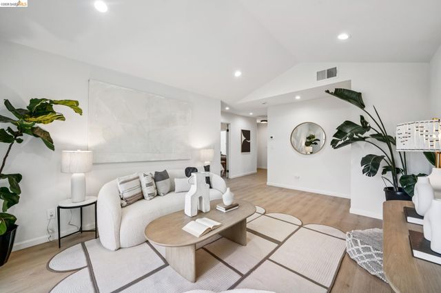 3212 Oak Ct., Antioch, CA 94509