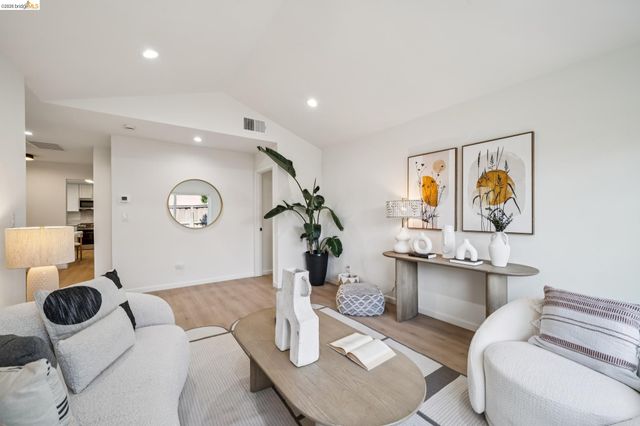 3212 Oak Ct., Antioch, CA 94509