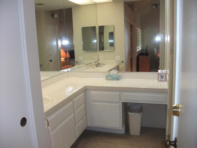 107 Racquet Club Drive, Rancho Mirage, CA 92270