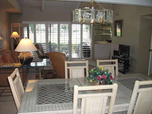 107 Racquet Club Drive, Rancho Mirage, CA 92270