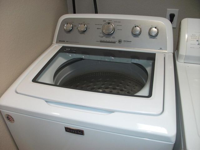 107 Racquet Club Drive, Rancho Mirage, CA 92270